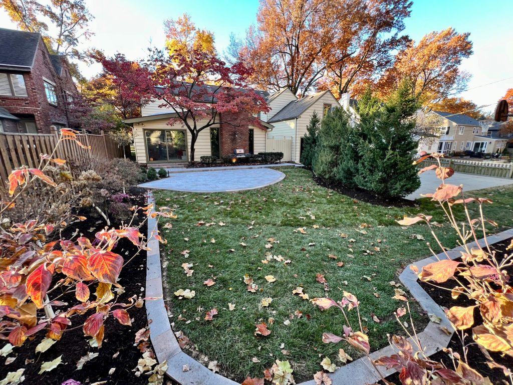 outdoor-living-space-patio-pavers-landscaping-Kansas-City-Overland-Park-Leawood-Lees-Summit