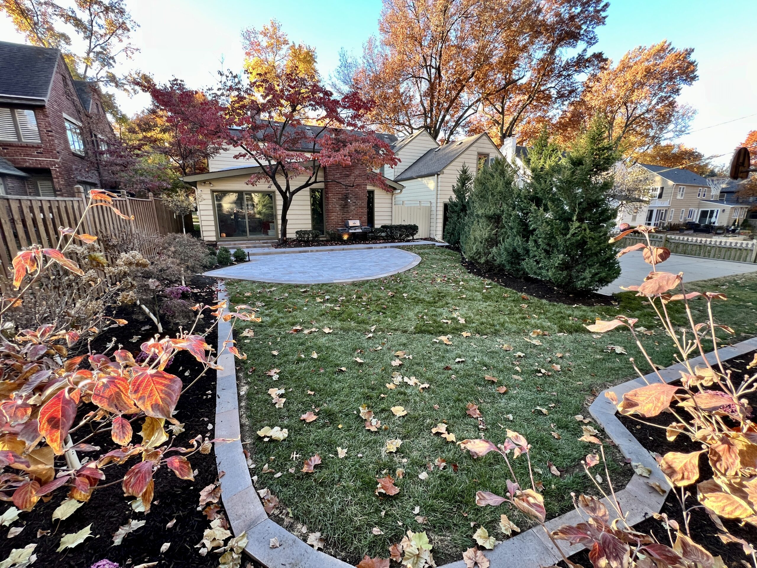 outdoor-living-space-patio-pavers-landscaping-Kansas-City-Overland-Park-Leawood-Lees-Summit