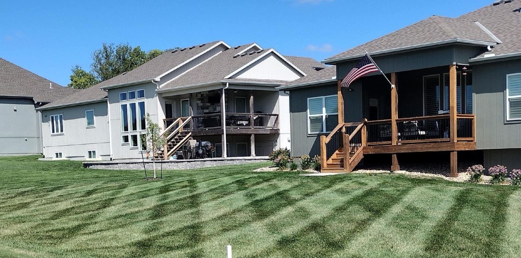 lawn-care-landscaping-KC-KCMO-Kansas-City-MO